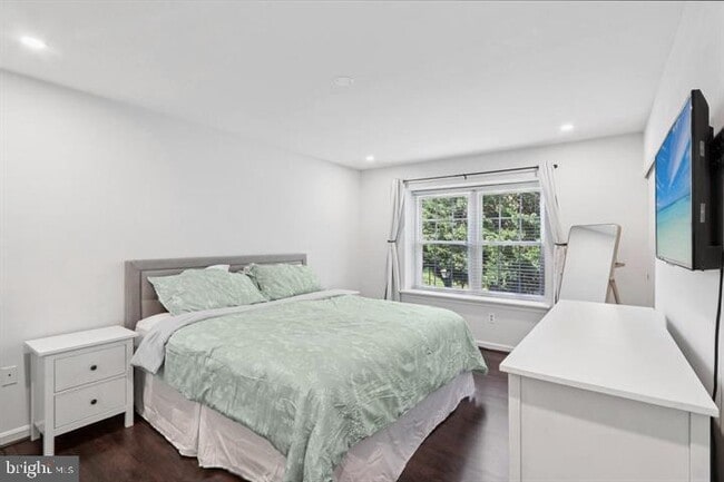 Building Photo - 6110 Hoskins Hollow Cir