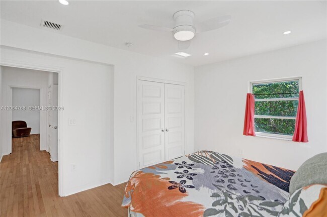 Building Photo - 2214 Segovia Cir