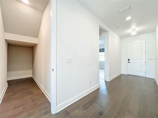 Building Photo - 3392 Bluff Oak Ln