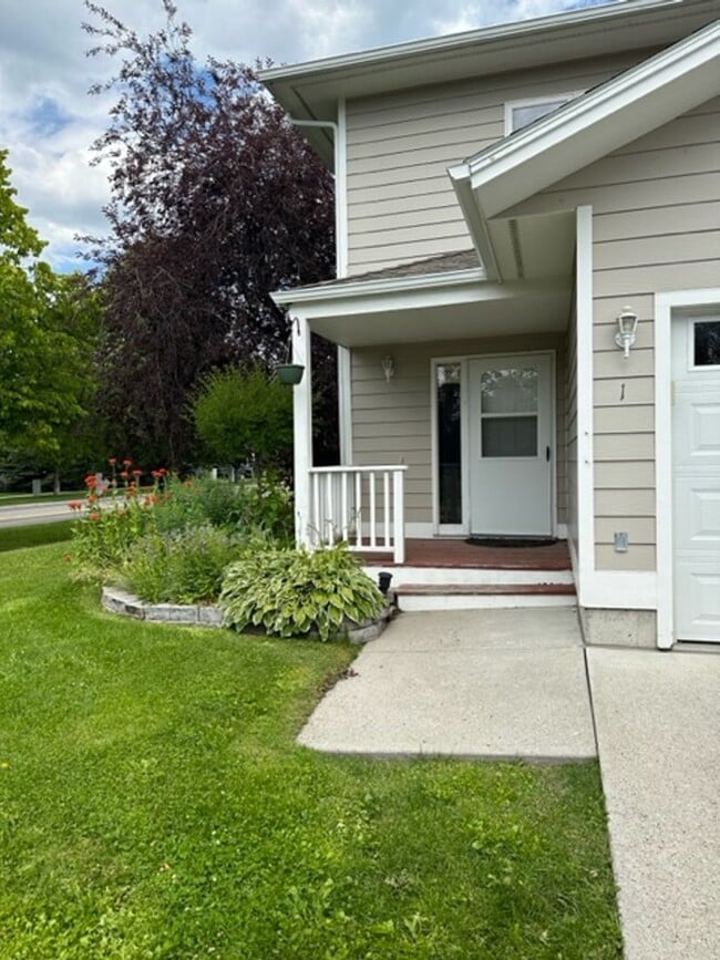 Building Photo - Great Location 2 Bedroom in Bozeman!!