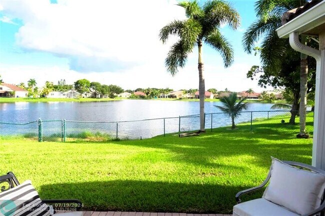 Building Photo - 491 NW 188th Terrace