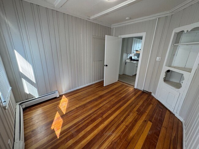 Building Photo - 58 Pilling St