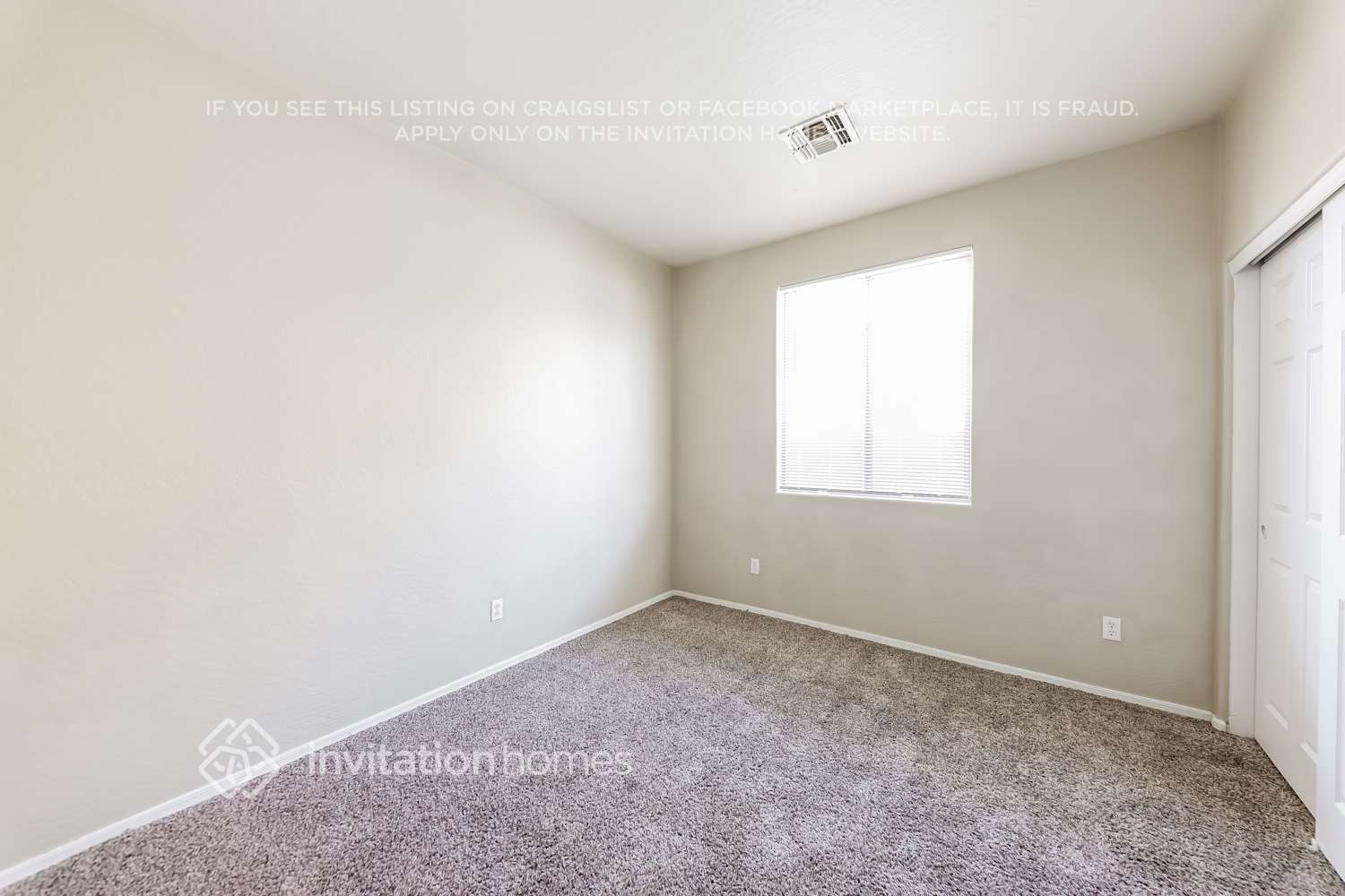 Building Photo - 5613 W Vineyard Rd