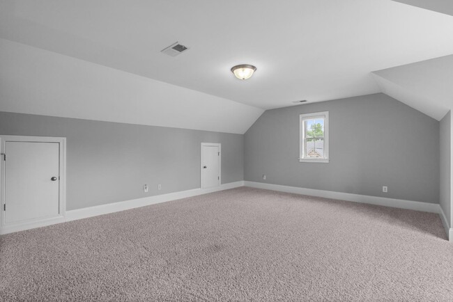 Building Photo - 519 Wild Hickory Ln