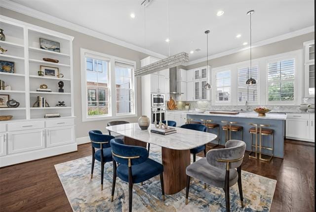 Building Photo - 520 S Pearl Expy