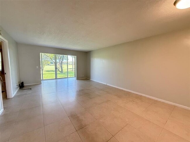 Building Photo - 1201 SW 128th Terrace