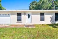 Building Photo - Renovated 3 bedroom home near UWF