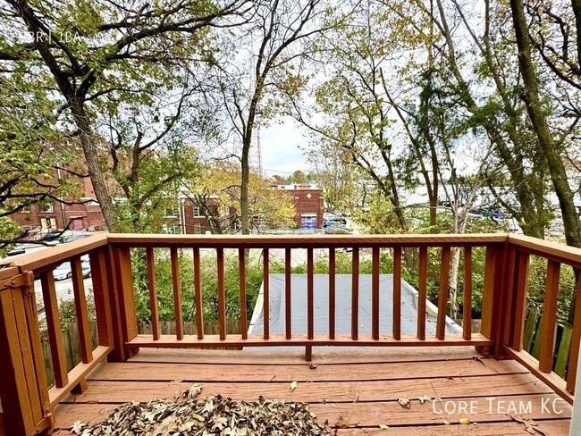 Building Photo - Top Floor of Duplex of the Year