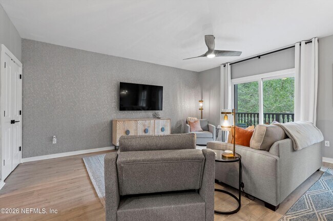 Building Photo - 955 Registry Blvd