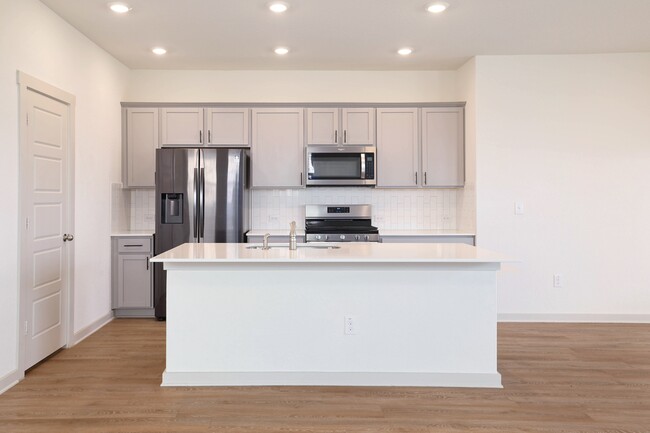 Building Photo - 14020 Sage Blossom Dr