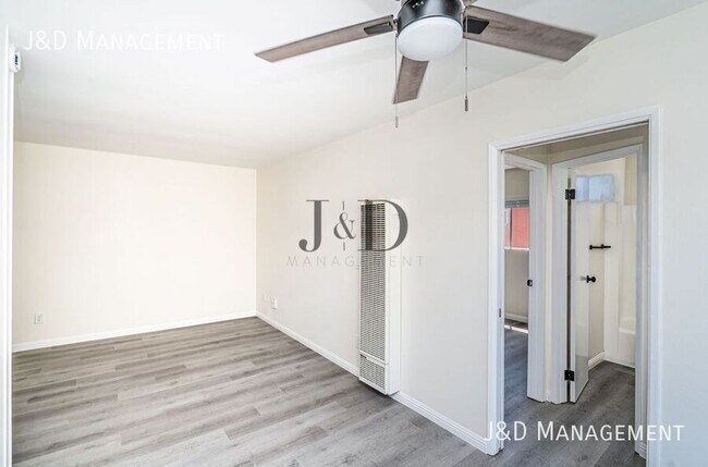 Building Photo - 4620 Hawley Blvd