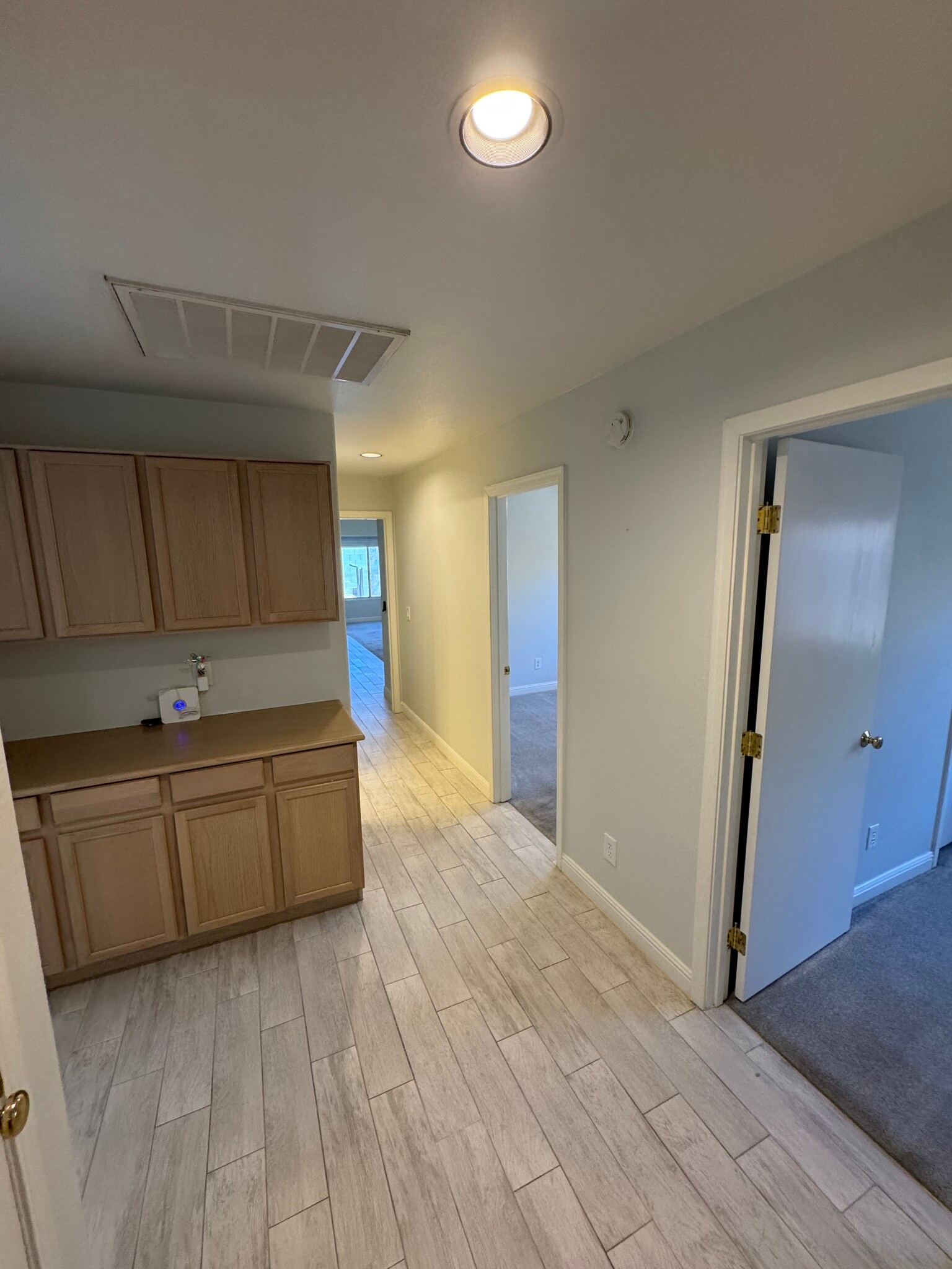 Building Photo - 21469 N 79th Dr