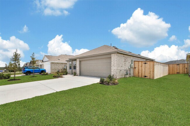 Building Photo - 16510 Ithaca Pheasant Dr