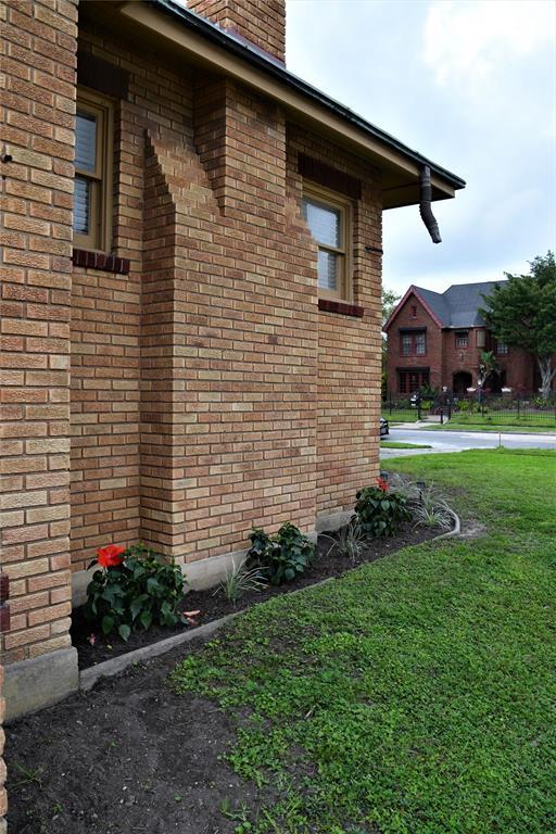 Building Photo - 4501 Avenue N 1/2 Rear