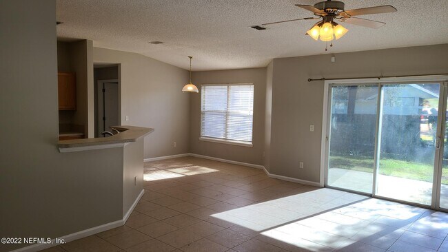 Building Photo - 12737 Chandler View Ct