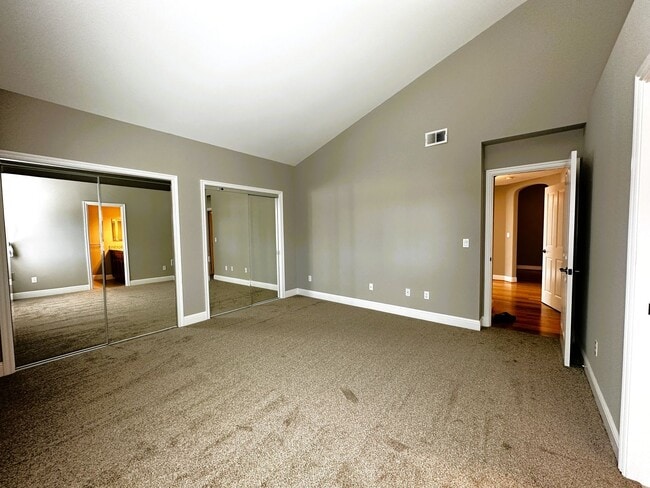 Building Photo - 1513 Mary Pl