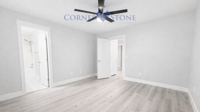 Building Photo - Beautiful Remodeled Home in Boise!