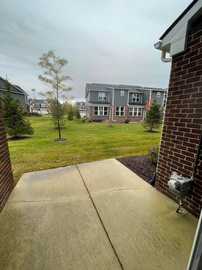 Building Photo - 43590 Chancellor Ln