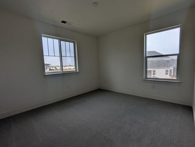 Building Photo - BRAND NEW HOME FOR RENT IN TIMNATH TRAILSI...