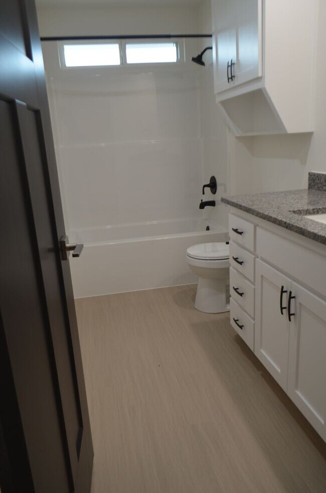 Building Photo - 1438 Walker Pl Blvd