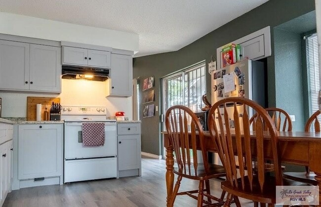 Building Photo - 1809 S Williams Ln