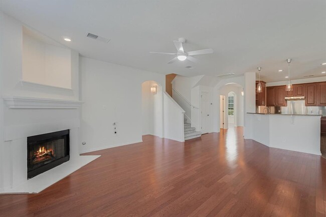 Building Photo - 9316 Bavaria Ln