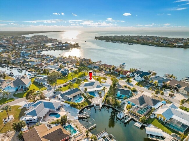 Building Photo - 1029 Bal Harbour Dr