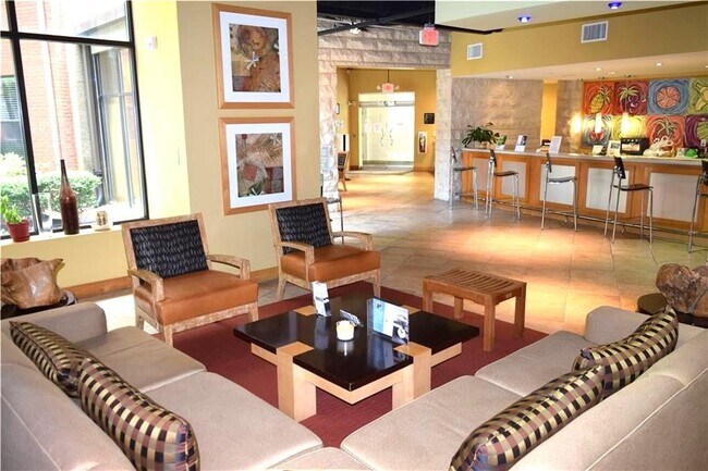 Building Photo - 400 17th St NW