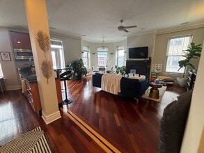 Building Photo - 36 S Ashland Ave