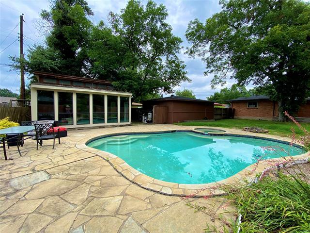 Building Photo - 2022 Crest Ridge Dr