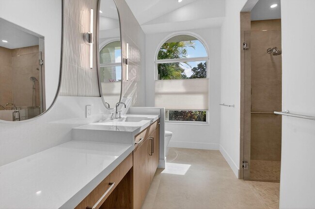 Building Photo - 5537 NW 21st Way