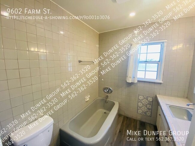 Building Photo - 9602 Farm St