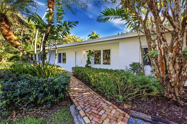Building Photo - 5990 SW 86th St
