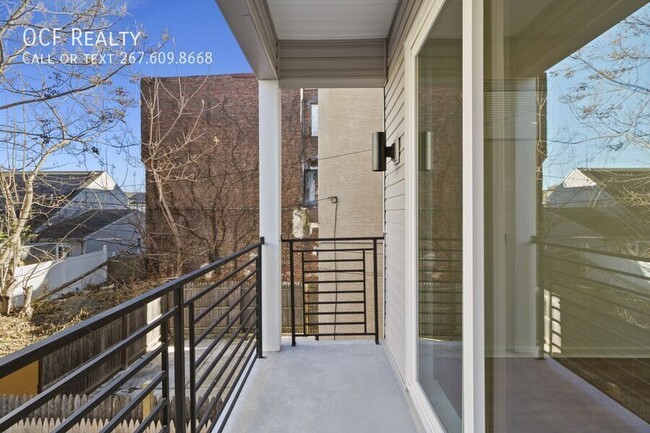 Building Photo - Two Bed Brewerytown Apartment