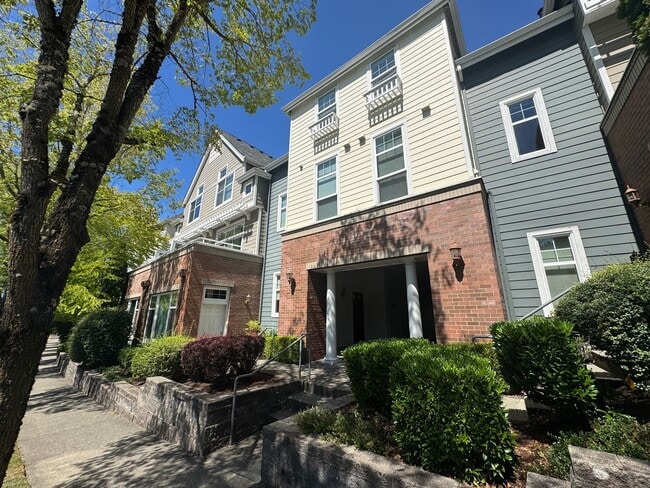 Building Photo - Spacious is Aqua Highlands one bedroom plu...
