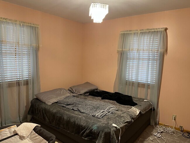 Building Photo - 2 bed 2 bath home in Hastings