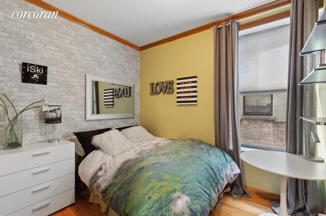 Building Photo - 100 W 119th St