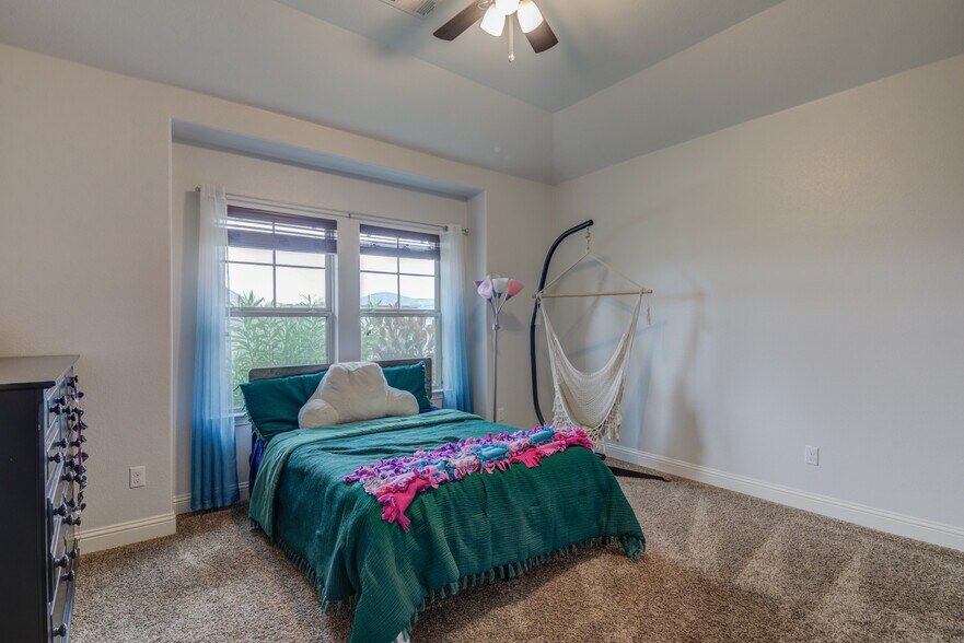 Building Photo - 308 Enchanted Hilltop Way
