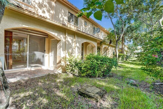 Building Photo - 2613 SW 83rd Ave