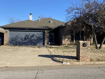 Building Photo - 541 NW 170th St