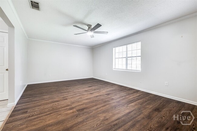 Building Photo - 119 E Whatley St