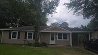 Building Photo - 2323 Racine Dr