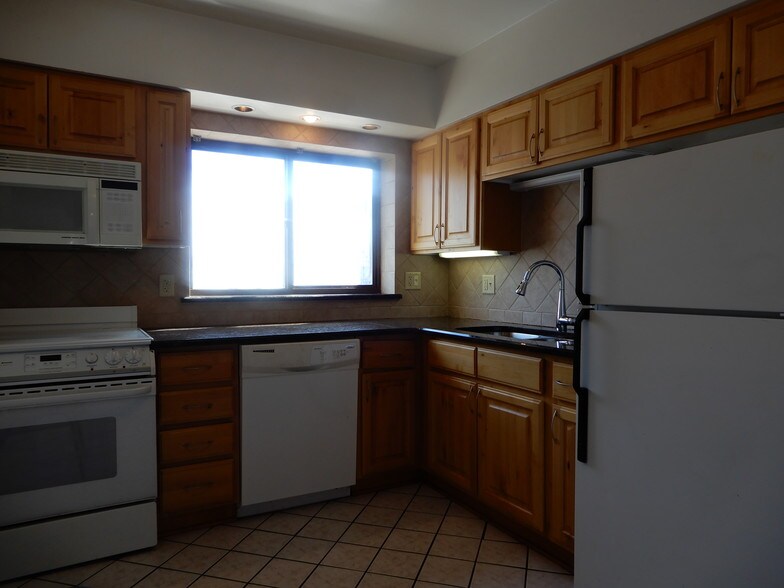 Building Photo - 1508 N Harlem Ave