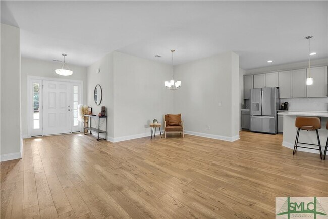 Building Photo - 145 Nettleton Ln