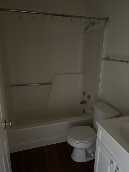 Building Photo - 3826 Treebrook Dr