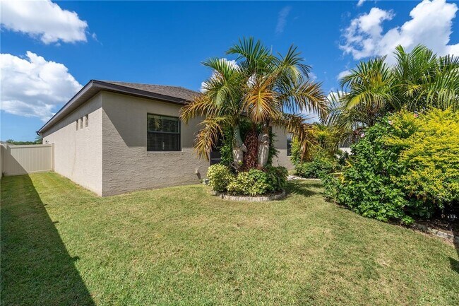 Building Photo - 6615 35th Ct E