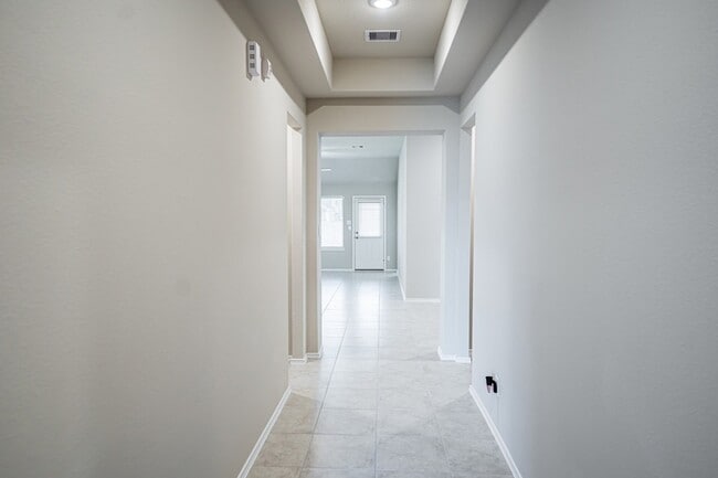 Building Photo - 20443 Scout Lndg Trl