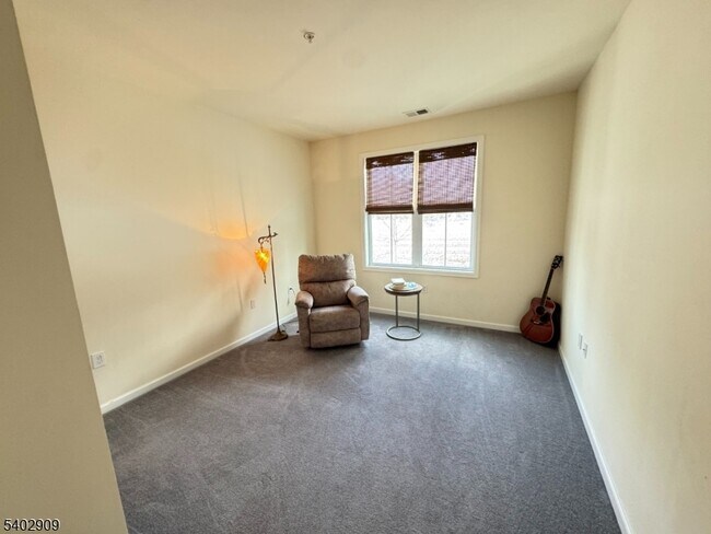 Building Photo - 169 Tarrington Rd