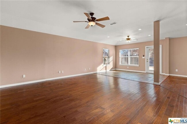 Building Photo - 1623 Anna Lee Dr