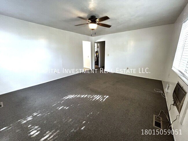 Building Photo - 1126 Crandall Ave S
